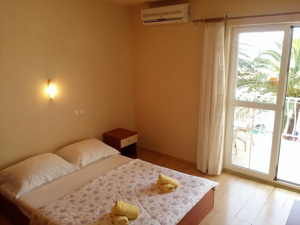 Apartments Biser Podgora Exterior foto